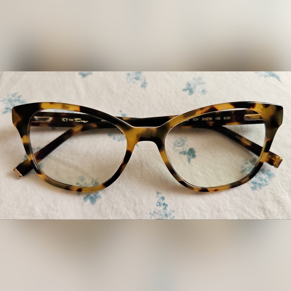 Tortoise Shell Frames-KY for Tura